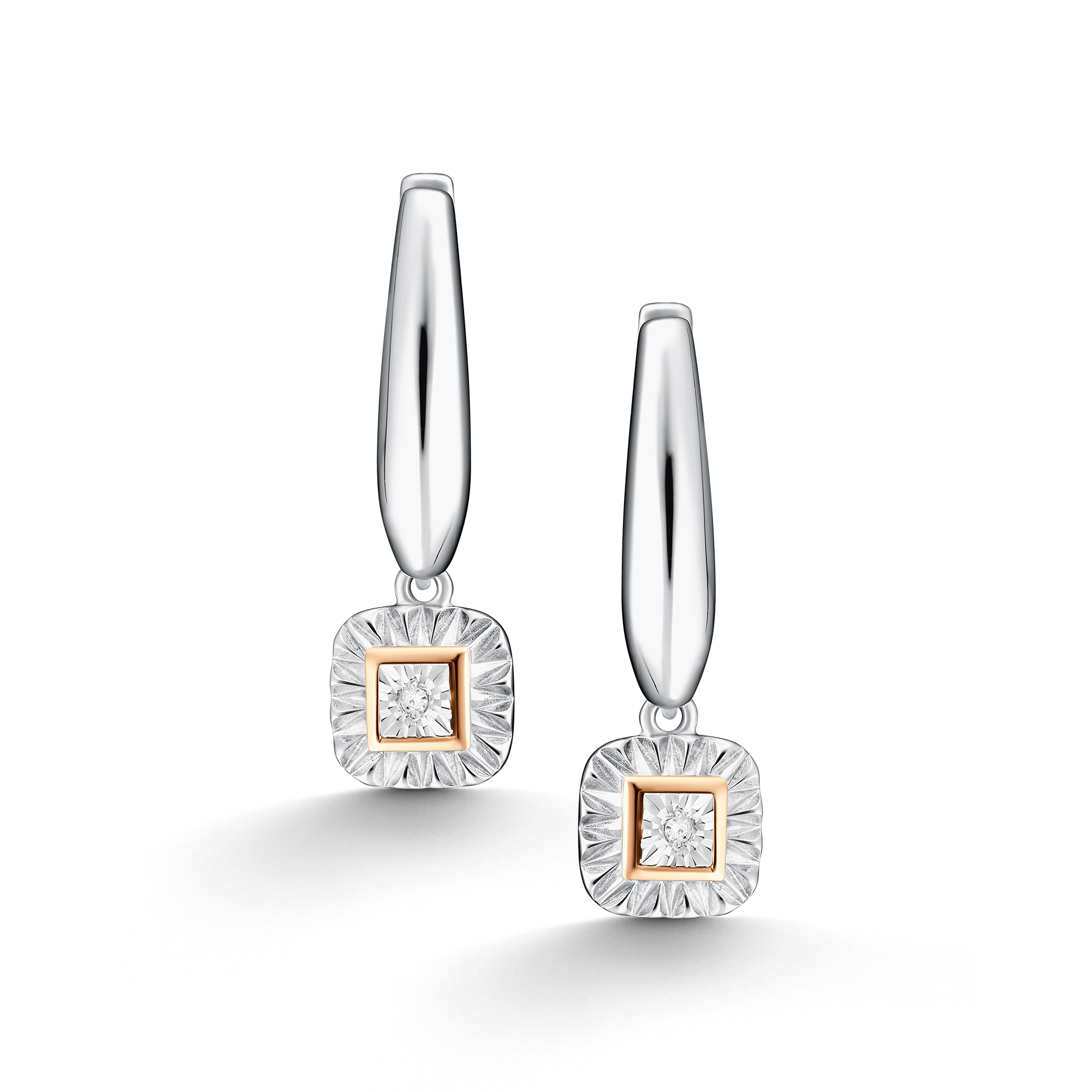 Серьги из серебра с камнем Бриллиант, вставками золота фото, цены